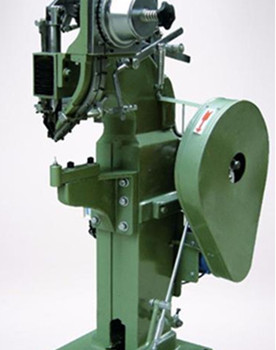 如何控制鉚接機壓鉚工藝的質(zhì)量？