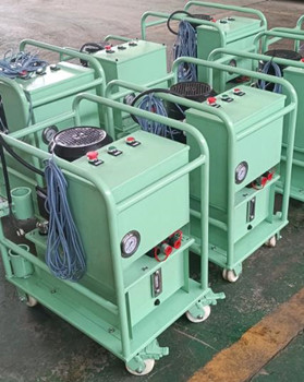 在合肥怎么才能購(gòu)買到滿意的液壓鉚接機(jī)？