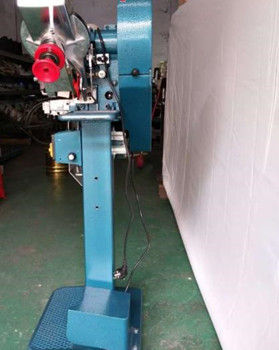 徑向鉚接機(jī)讓繞線木軸組裝更快捷和簡(jiǎn)便！