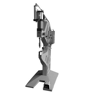 無鉚釘鉚接機(jī)和自沖鉚接機(jī)有什么區(qū)別？