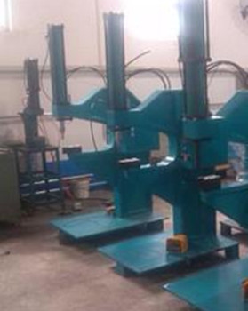 寧波買一臺(tái)鉚接機(jī)需要多少錢？